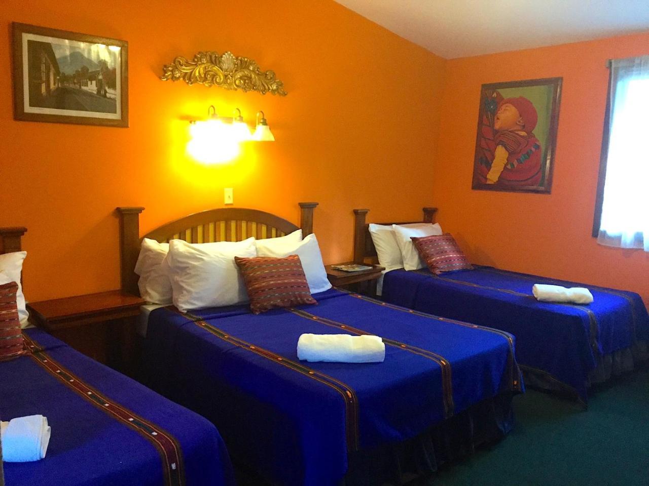 Hotel El Delfin Lívingston Екстериор снимка